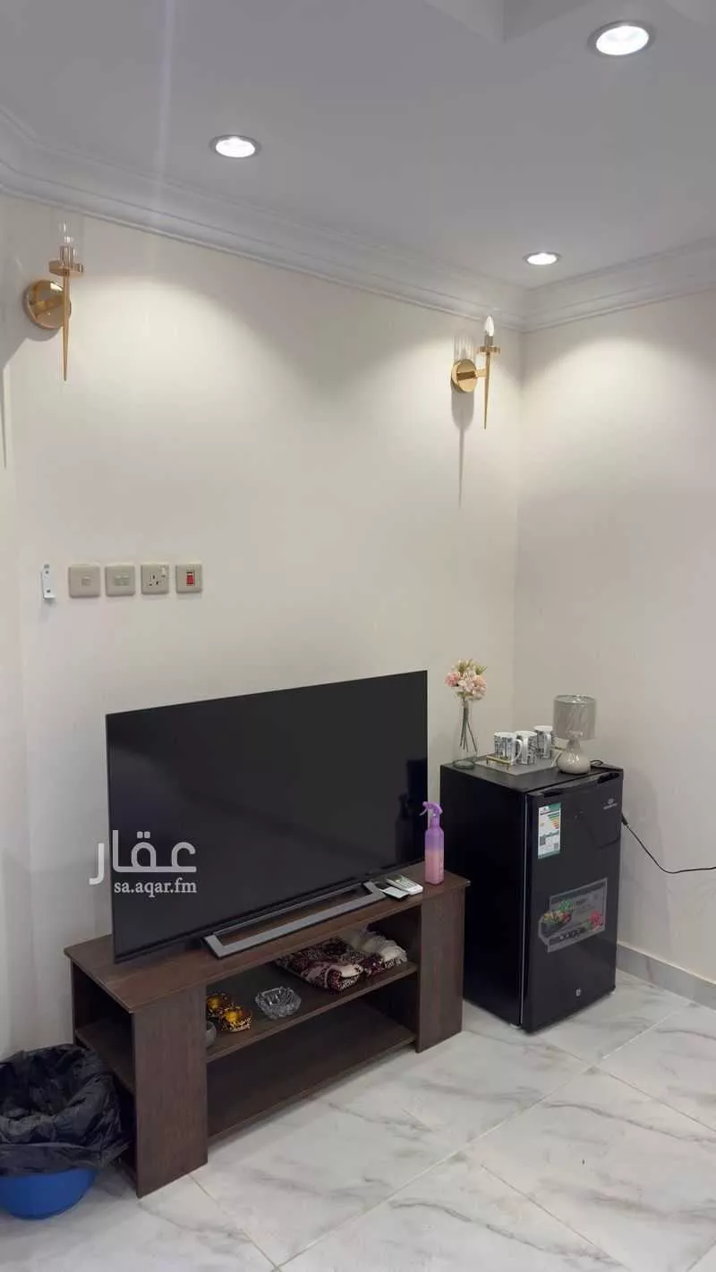 شقة للإيجار في شارع عبدالوهاب الواسطي, حي بنى حارثة, مدينة المدينه المنوره, منطقة المدينة المنورة 1 صورة