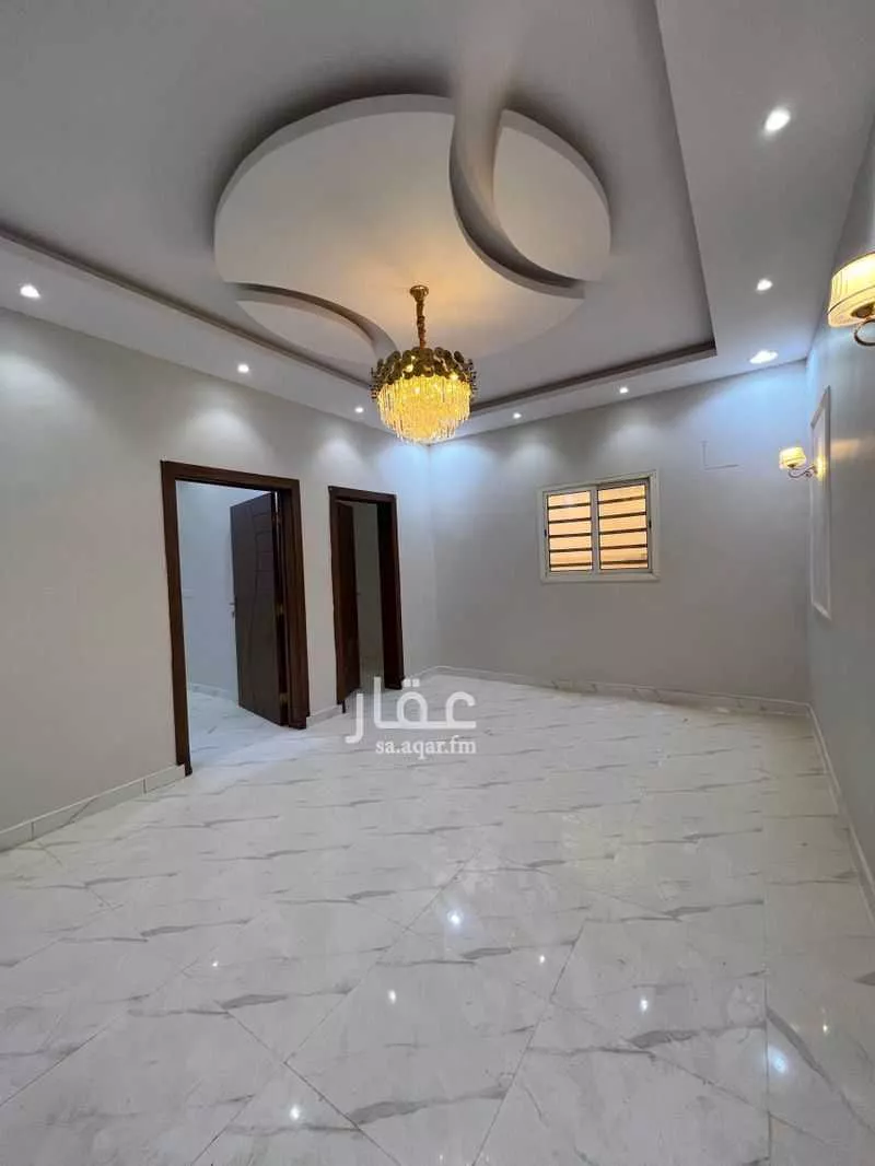 فيلا للبيع في شارع حفر الباطن 971, مدينة حفر الباطن, المنطقة الشرقية 1 صورة