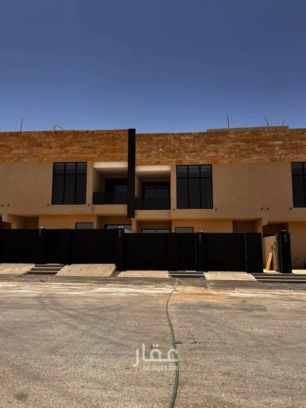 دور للبيع في شارع رقم 452, حي المونسية, مدينة الرياض, منطقة الرياض 1 صورة