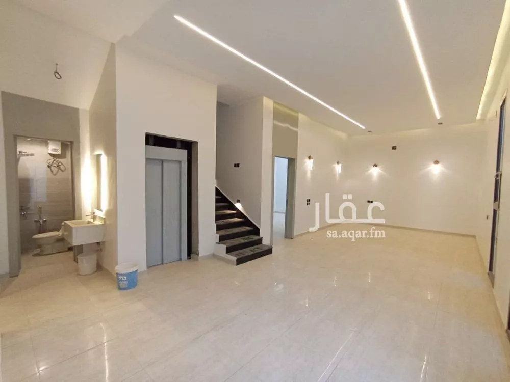 فيلا للبيع في شارع ابن الميراثي, حي المرجان, مدينة الرياض, منطقة الرياض 1 صورة