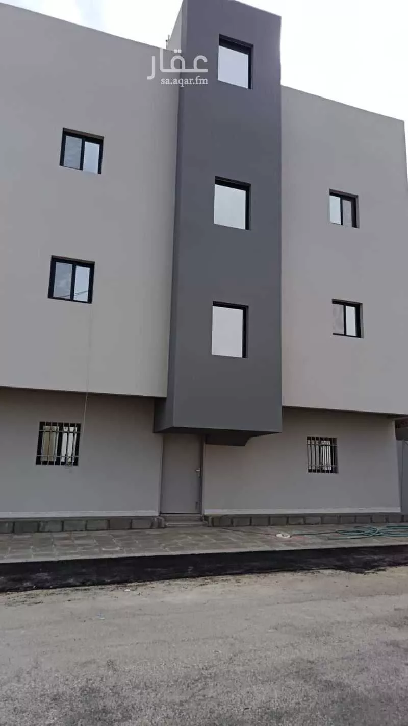 عمارة للإيجار في شارع نمير الخزاعي, حي السلمانية الثالث, مدينة الاحساء, المنطقة الشرقية 1 صورة