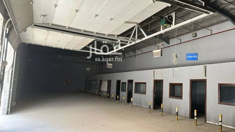 محل للبيع في شارع القافلة, حي الجزيرة, مدينة الرياض, منطقة الرياض 1 صورة