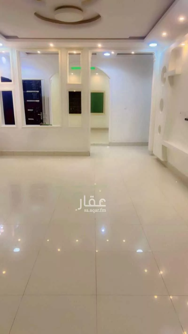 فيلا للبيع في شارع يحيى بن يحيى القرطبي, حي طويق, مدينة الرياض, منطقة الرياض 1 صورة