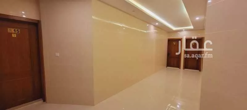 عمارة للإيجار في شارع الامير متعب ابن عبدالعزيز, حي مدينة العمال, مدينة الخبر, المنطقة الشرقية 1 صورة