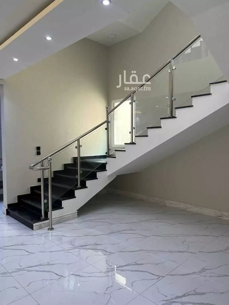 فيلا للبيع في حي النزهة, مدينة الدمام, المنطقة الشرقية 1 صورة