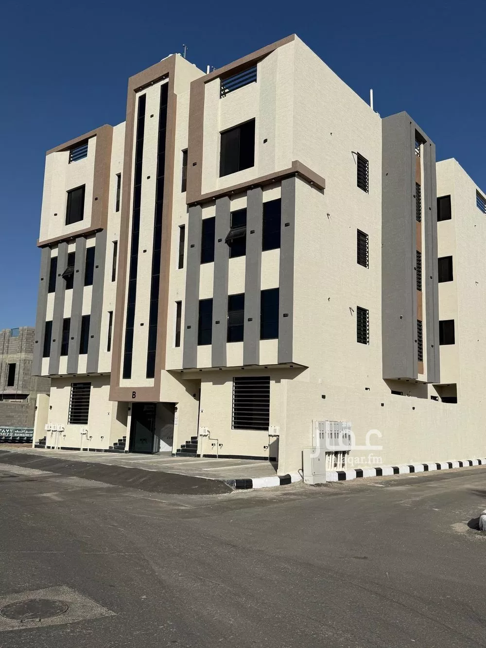 شقة للبيع في شارع حنين, حي البديع, مدينة ابها, منطقة عسير 1 صورة