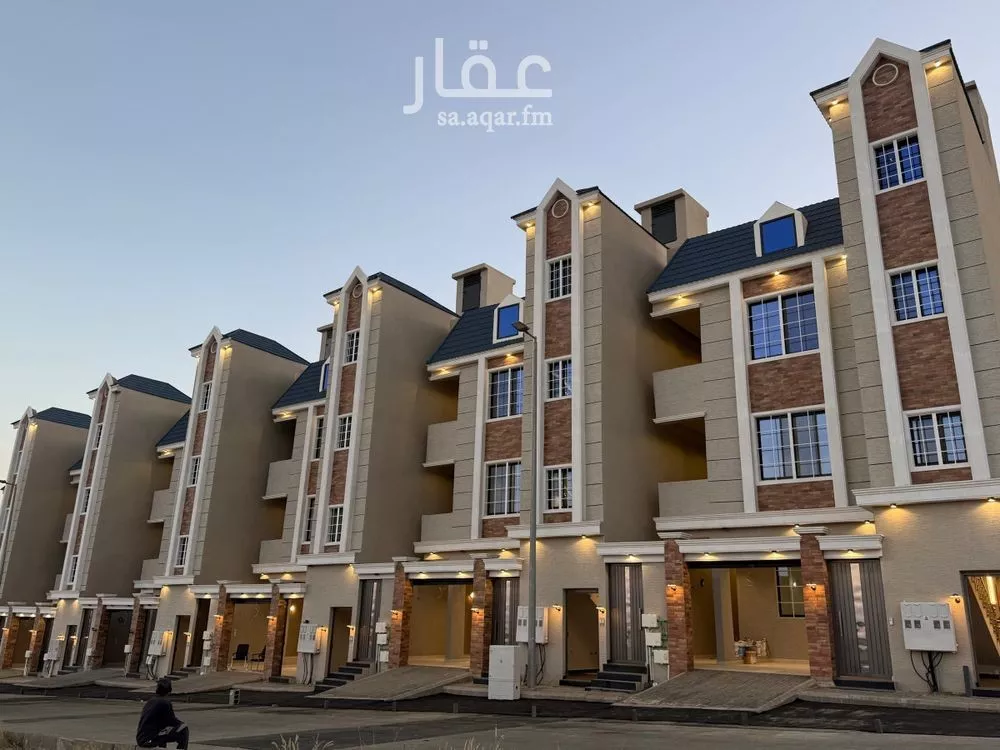 شقة للبيع في شارع عائذ ابن ثعلبة, حي المعارض, مدينة خميس مشيط, منطقة عسير 1 صورة