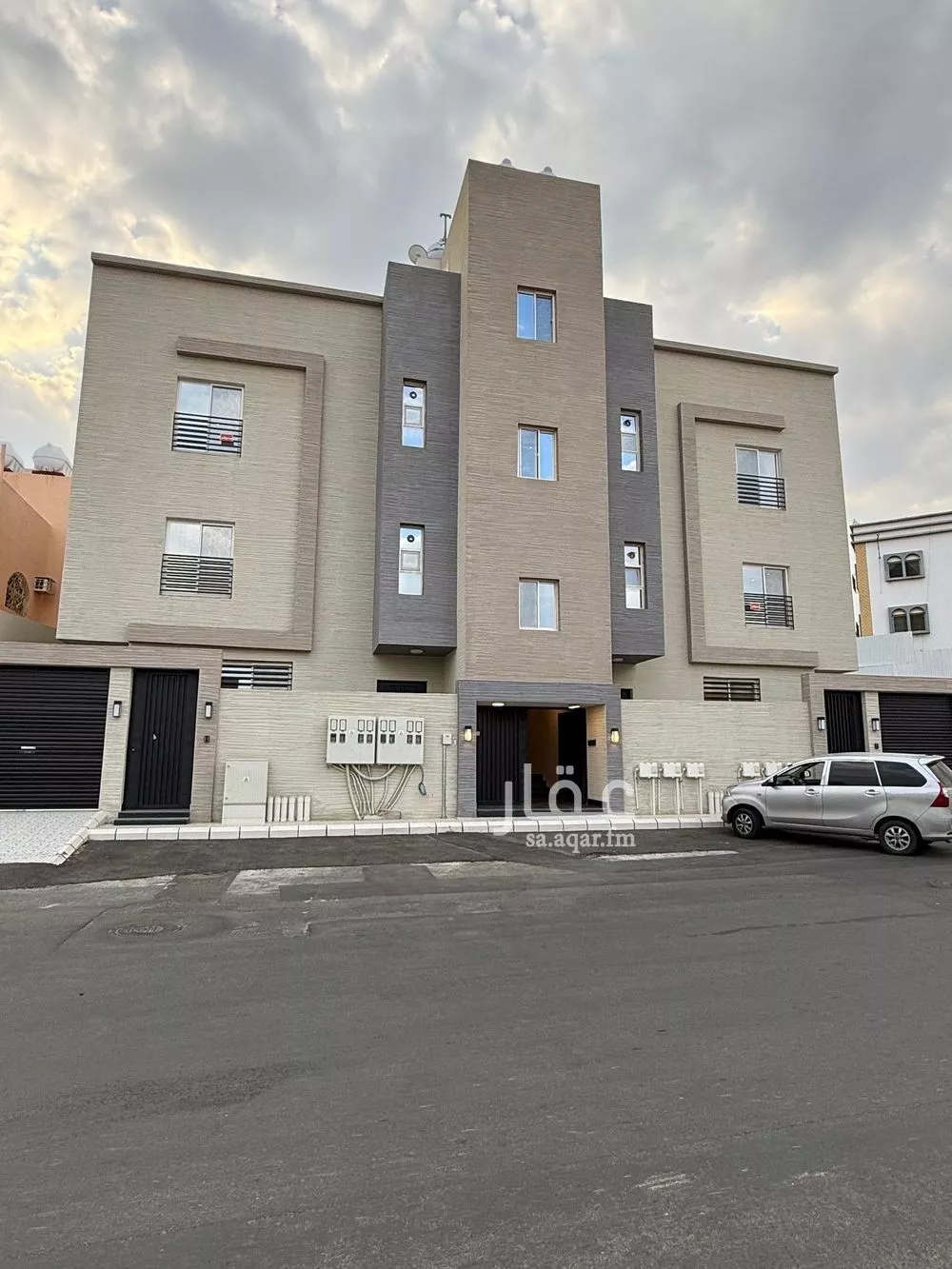 شقة للبيع في حي المروج, مدينة أبها, منطقة عسير 1 صورة