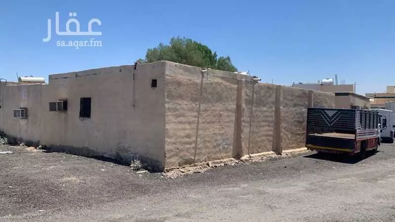 دور للبيع في شارع محمد بن ابي عمرو الكوفي, حي وعيرة, مدينة المدينة المنورة, منطقة المدينة المنورة 1 صورة