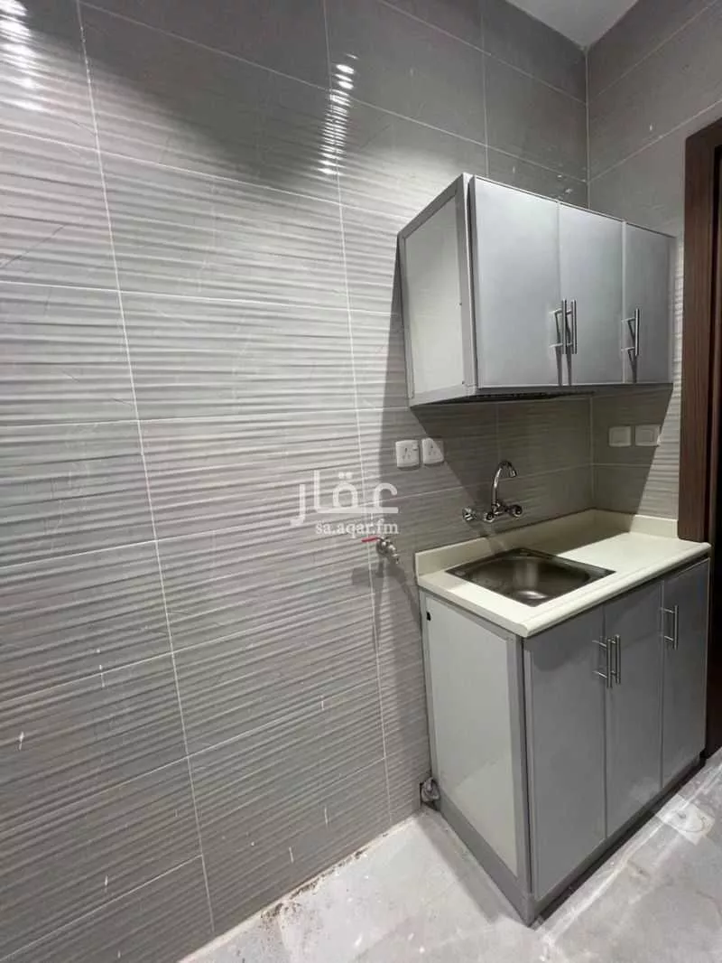 عمارة للإيجار في شارع ارطاه النخعى, حي وادي البطان, مدينة المدينه المنوره, منطقة المدينة المنورة 1 صورة
