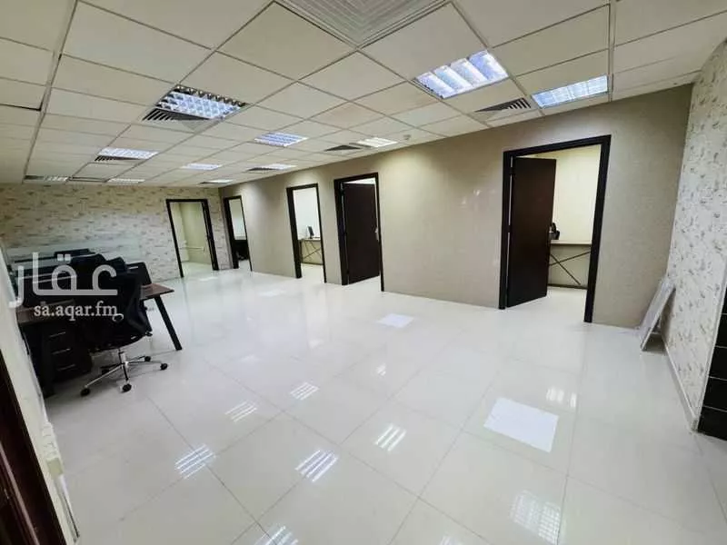 مكتب تجاري للإيجار في شارع الرودكي ، حي المروج ، الرياض ، منطقة الرياض 1 صورة