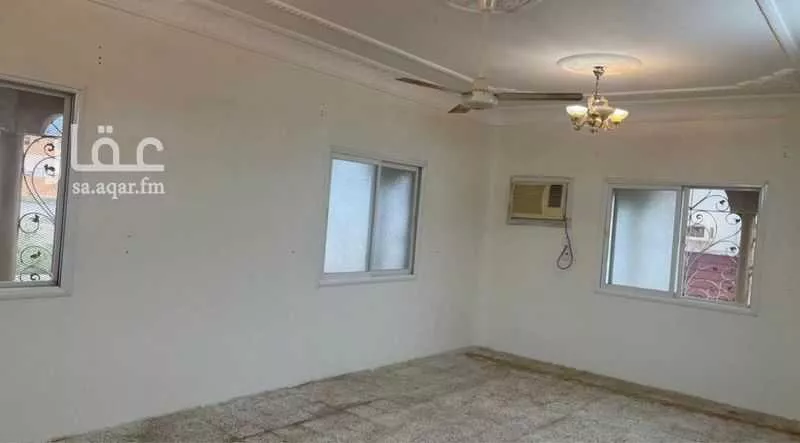 شقة للإيجار في شارع ابي طاهر الذهبي ، محايل عسير ، محايل 1 صورة