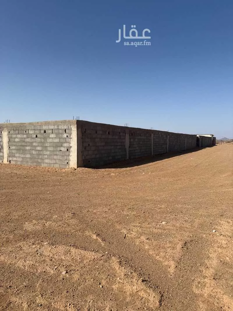 استراحة للبيع في شارع 3864183, حي حي ج4, مدينة مهد الذهب, منطقة المدينة المنورة 1 صورة