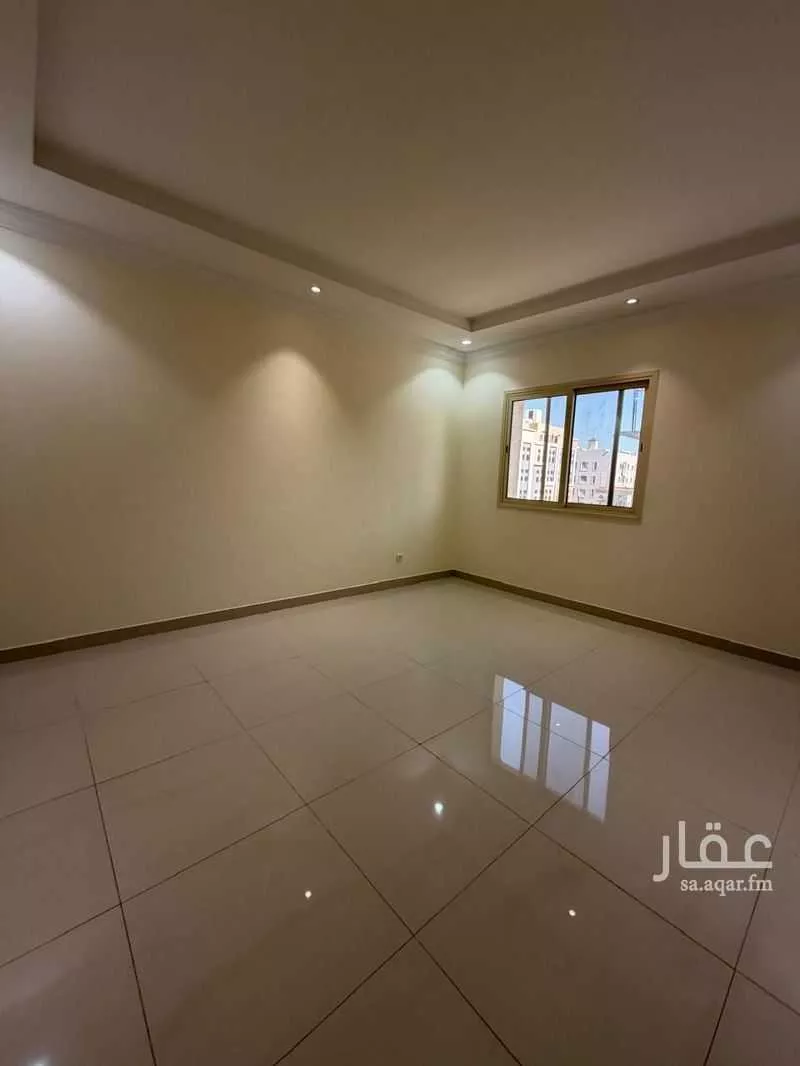 شقة للإيجار في شارع القيصومة, حي الحمراء, مدينة الخبر, المنطقة الشرقية 1 صورة