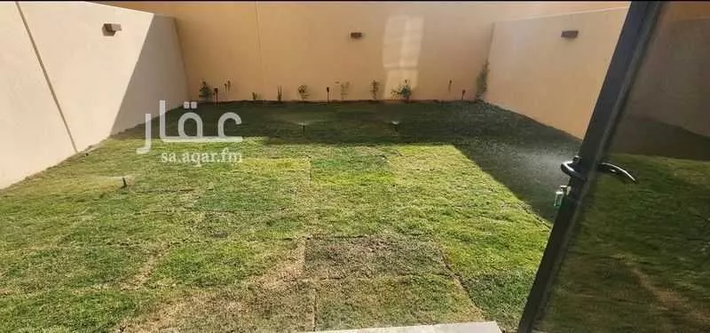 فيلا للإيجار في شارع رقم 1080, حي سدرة, مدينة الرياض, منطقة الرياض 1 صورة