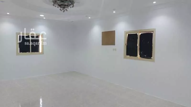 شقة للبيع في شارع سيان الكوفى, حي الدفاع, مدينة المدينه المنوره, منطقة المدينة المنورة 1 صورة