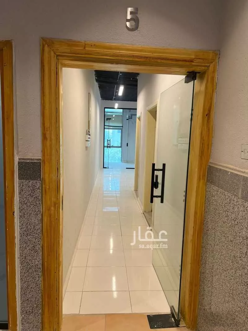 مكتب تجاري للإيجار في طريق العروبة ، حي السليمانية ، الرياض ، منطقة الرياض 1 صورة