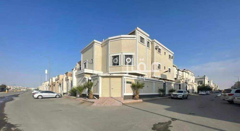 فيلا للبيع في شارع عفيف الدين الأريجي, حي الرمال, مدينة الرياض, منطقة الرياض 1 صورة