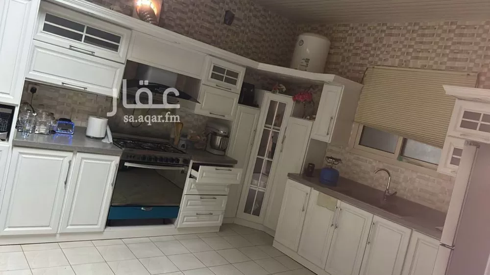 فيلا للإيجار في شارع ثابت الكوفي, حي طويق, مدينة الرياض, منطقة الرياض 1 صورة
