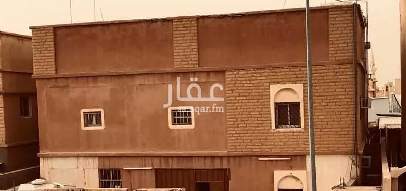 دور للبيع في شارع العزيزية 192, حي العزيزية, مدينة حفر الباطن, المنطقة الشرقية 1 صورة