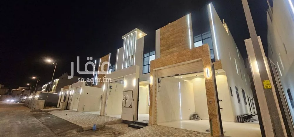 فيلا للبيع في شارع النفوذ, حي عكاظ, مدينة الرياض, منطقة الرياض 1 صورة