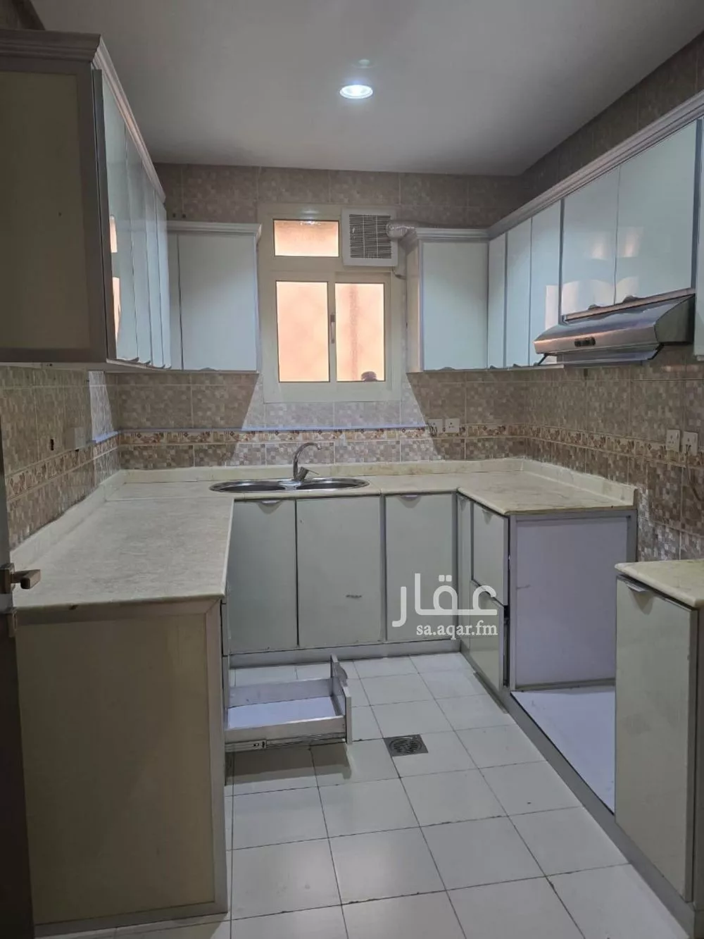 شقة للإيجار في شارع عمر بن مفتي, حي القيروان, مدينة الرياض, منطقة الرياض 1 صورة