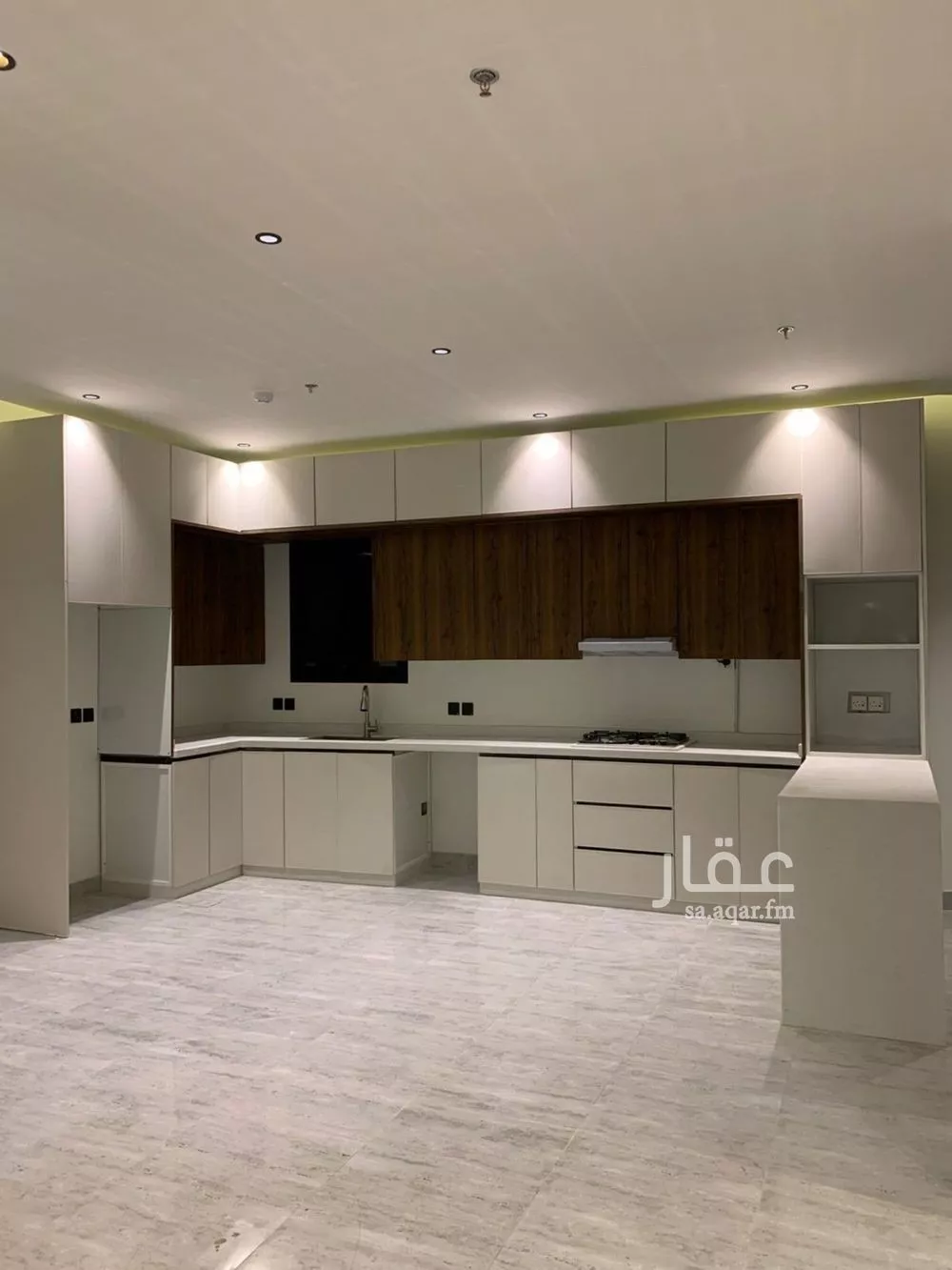 فيلا للإيجار في شارع عبدالله الزمار, حي العارض, مدينة الرياض, منطقة الرياض 1 صورة