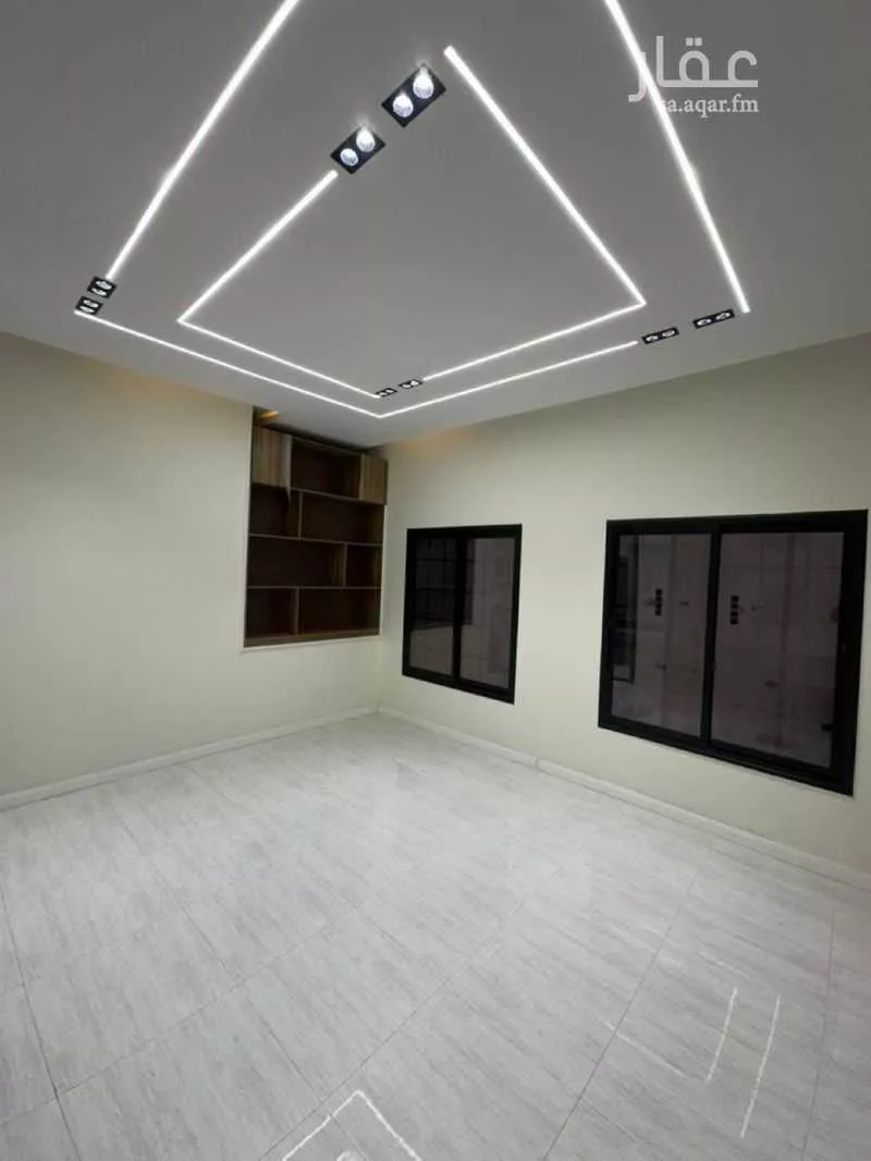 شقة للبيع في شارع خارجه ابن عبدالمنذر, حي الشرف, مدينة خميس مشيط, منطقة عسير 1 صورة