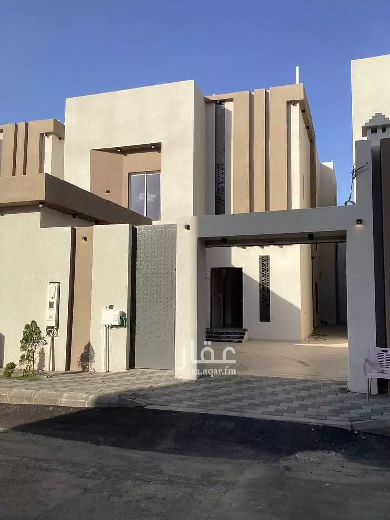 فيلا للبيع في شارع العزيزية, حي المعلاة, مدينة احد رفيده, منطقة عسير 1 صورة