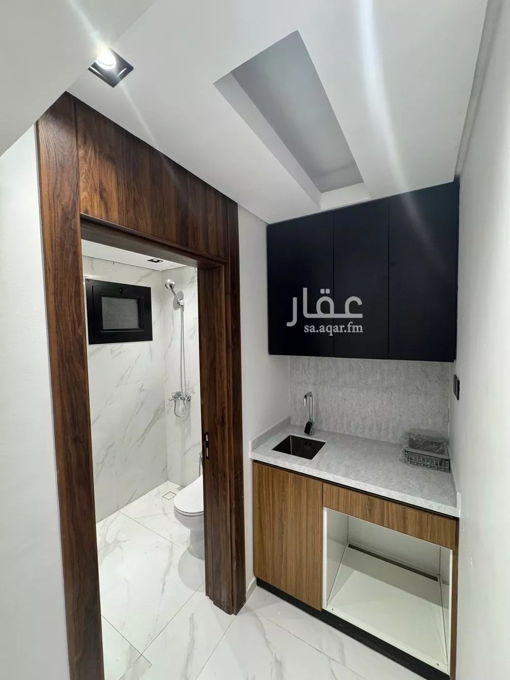 شقة للإيجار في شارع الأمير سلطان بن سلمان بن عبدالعزيز, حي الورود, مدينة الرياض, منطقة الرياض 1 صورة