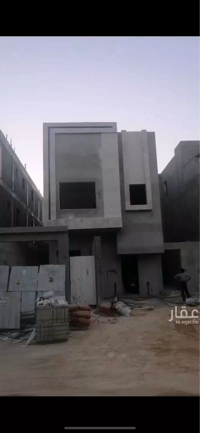 دور للبيع في شارع طياش, حي عكاظ, مدينة الرياض, منطقة الرياض 1 صورة