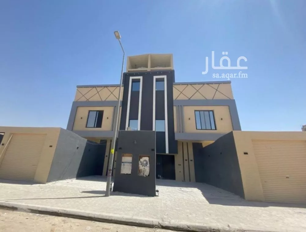 دور للبيع في شارع الرضاء, حي أحد, مدينة الرياض, منطقة الرياض 1 صورة