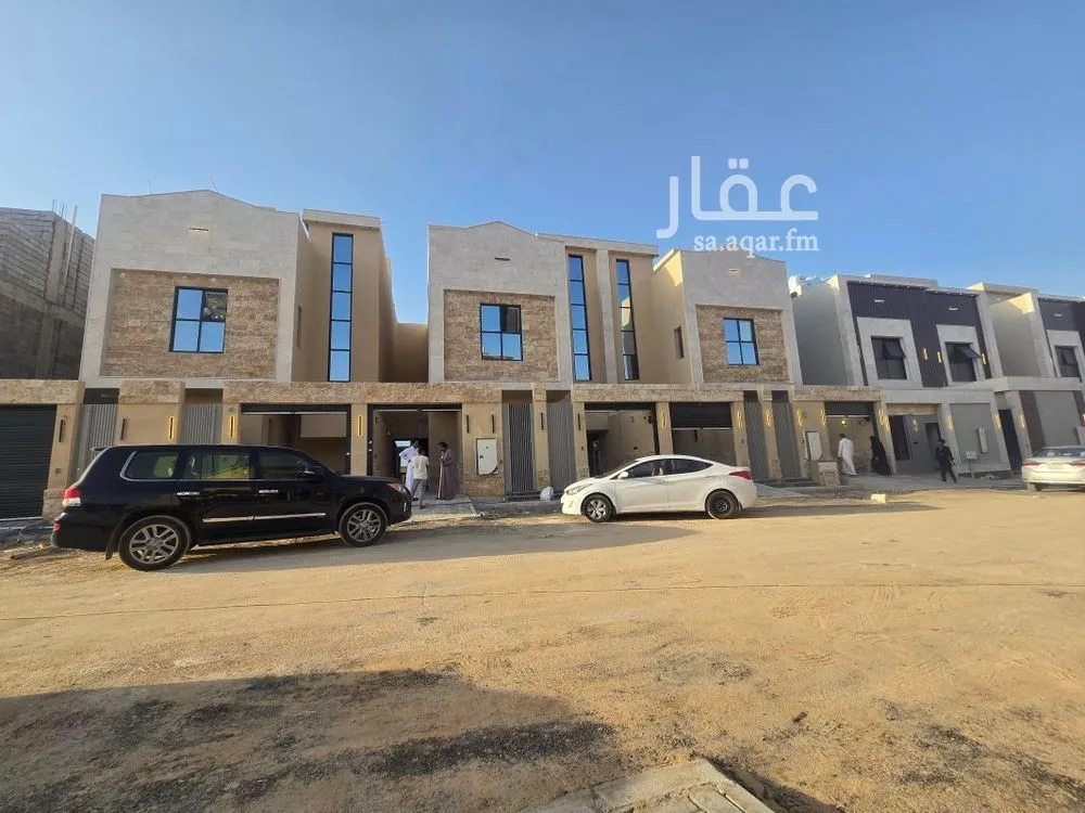 دور للبيع في شارع التوحيد, حي العوالي, مدينة الرياض, منطقة الرياض 1 صورة