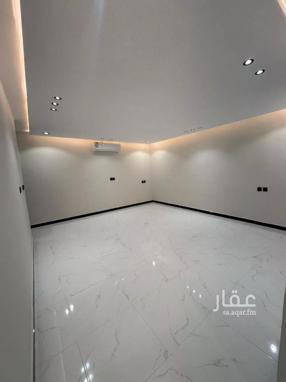 شقة للإيجار في شارع الشيخ حسن بن حسين بن علي, حي إشبيلية, مدينة الرياض, منطقة الرياض 1 صورة