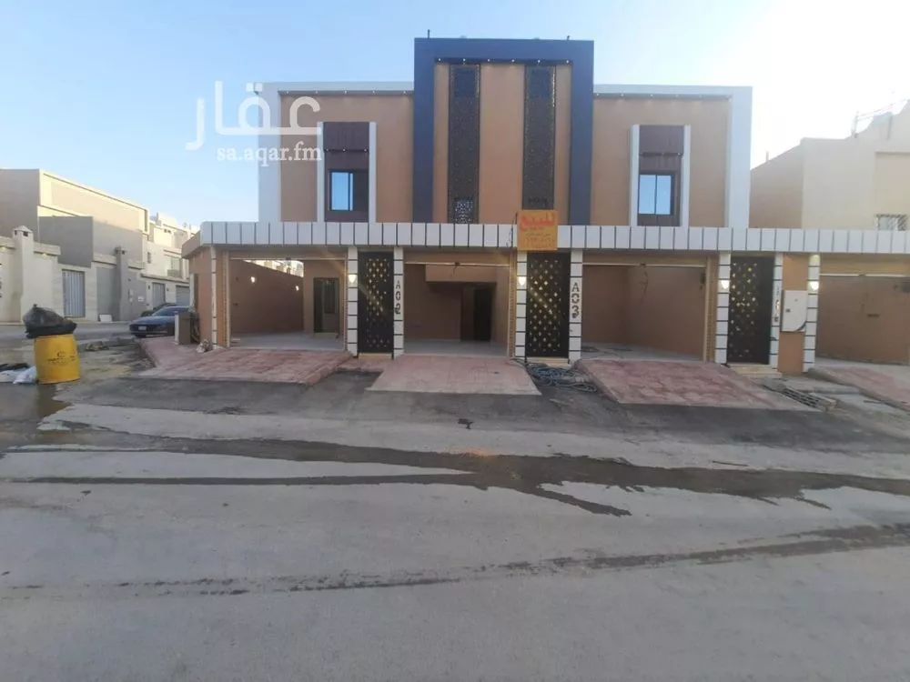 دور للبيع في شارع عبدالرحمن الرازي, حي عكاظ, مدينة الرياض, منطقة الرياض 1 صورة