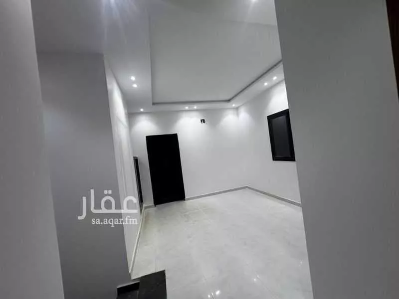فيلا للبيع في شارع بوابه الشرق, حي الجنادرية, مدينة الرياض, منطقة الرياض 1 صورة