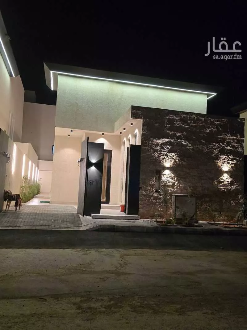دور للبيع في شارع بوابه الشرق, حي الجنادرية, مدينة الرياض, منطقة الرياض 1 صورة