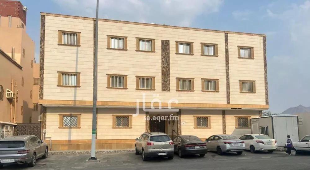 عمارة للبيع في شارع الامير محمد بن عبدالعزيز, حي الفيصلية, مدينة جدة, منطقة مكة المكرمة 1 صورة