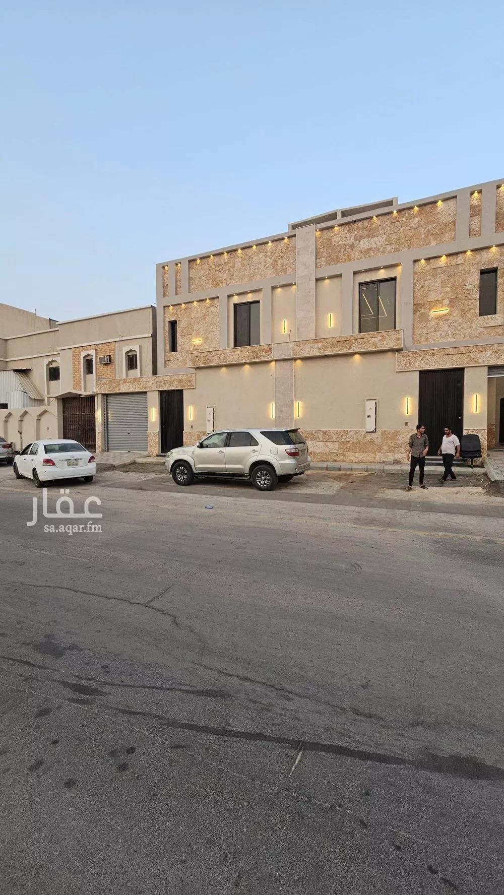 فيلا للبيع في شارع الحضرة, حي طويق, مدينة الرياض, منطقة الرياض 1 صورة