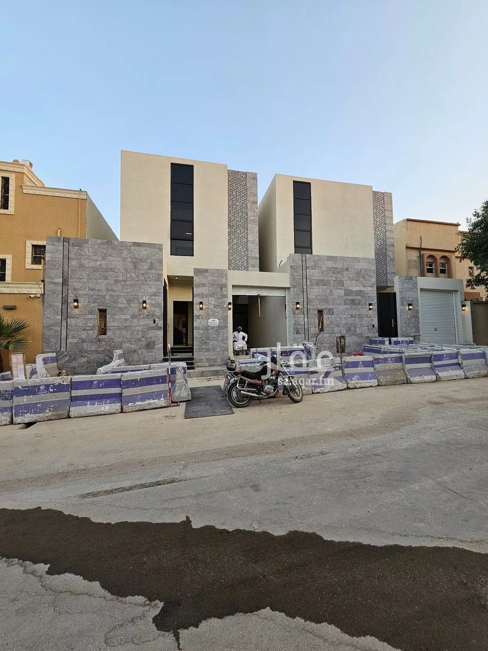 دور للبيع في شارع أبين, حي العريجاء الغربي, مدينة الرياض, منطقة الرياض 1 صورة