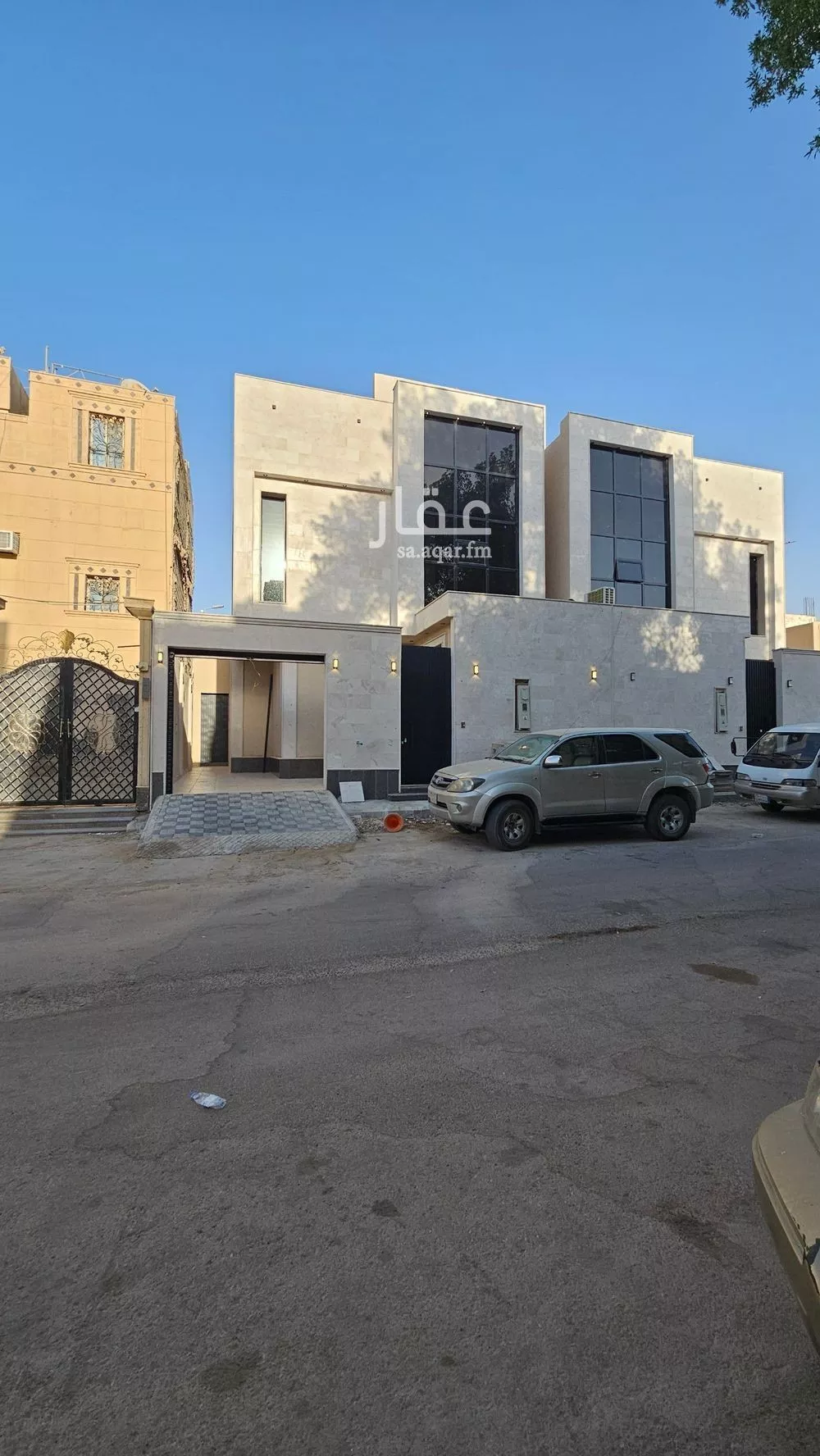 فيلا للبيع في شارع الحضرة, حي طويق, مدينة الرياض, منطقة الرياض 1 صورة