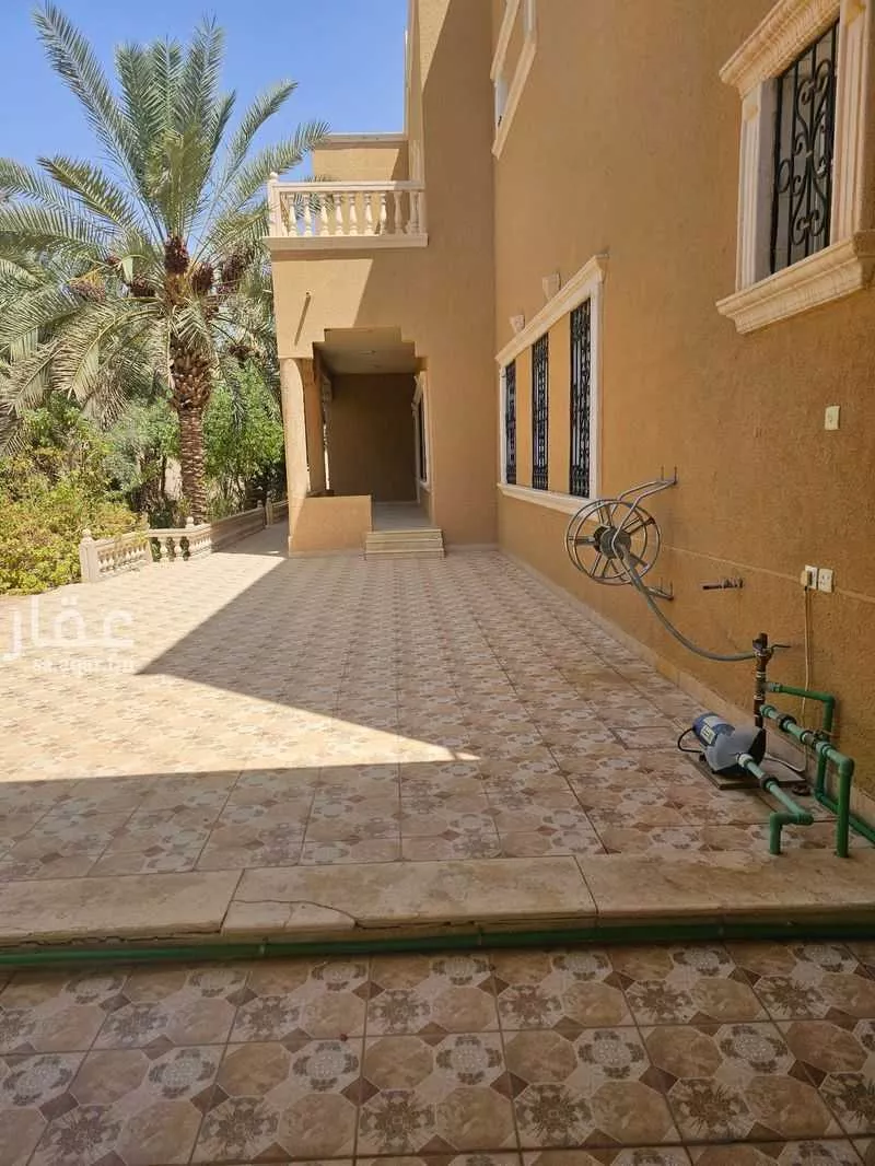 مزرعة للبيع في حي حي ج1, مدينة حريملاء, منطقة الرياض 1 صورة