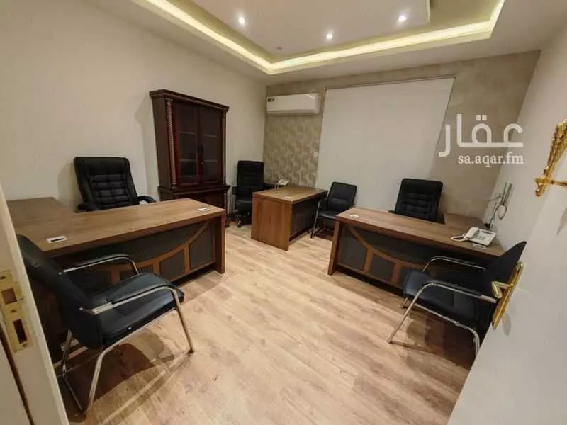 مكتب تجاري للإيجار في شارع العليا, حي الورود, مدينة الرياض, منطقة الرياض 1 صورة