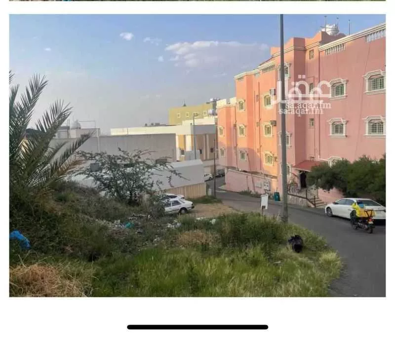 أرض للبيع في شارع خالد بن علي, حي ذرة, مدينة أبها, منطقة عسير 1 صورة