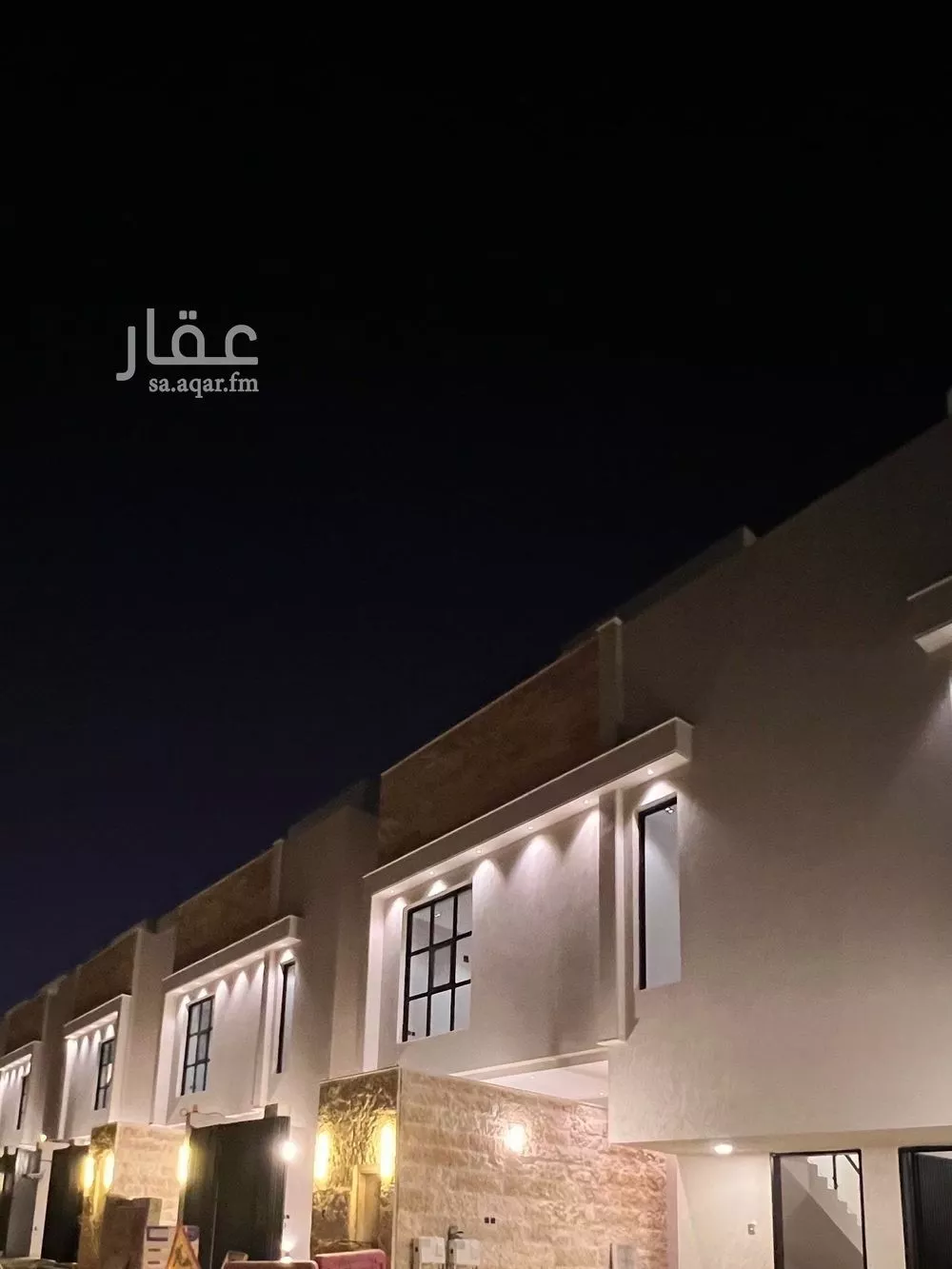 فيلا للبيع في شارع محمد بن أحمد الحجازي, حي المونسية, مدينة الرياض, منطقة الرياض 1 صورة