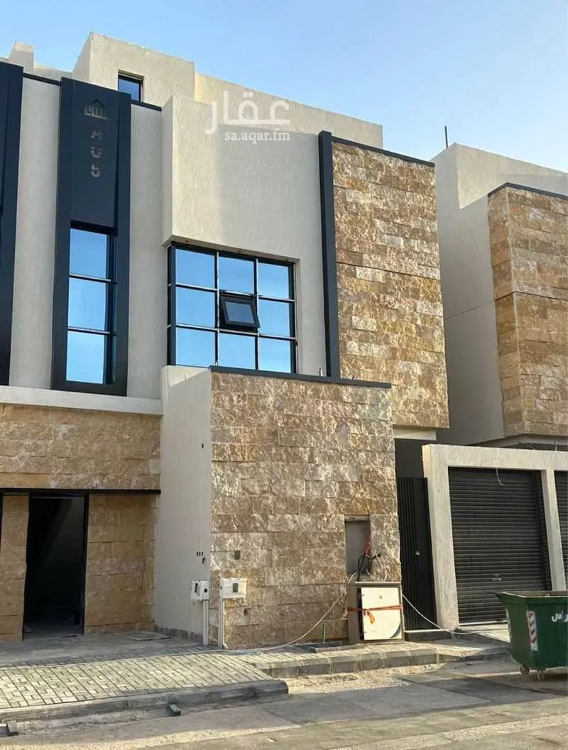 فيلا للبيع في شارع الظهيرة, حي الخليج, مدينة الرياض, منطقة الرياض 1 صورة