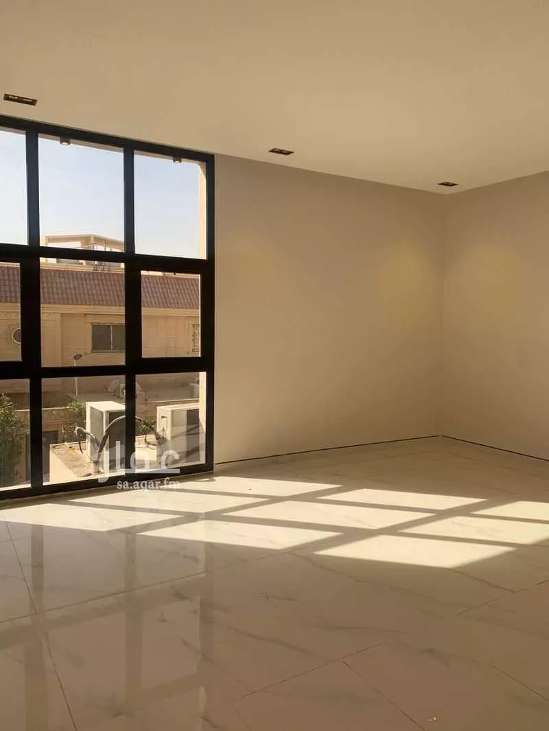فيلا للبيع في شارع الظهيرة, حي الخليج, مدينة الرياض, منطقة الرياض 1 صورة