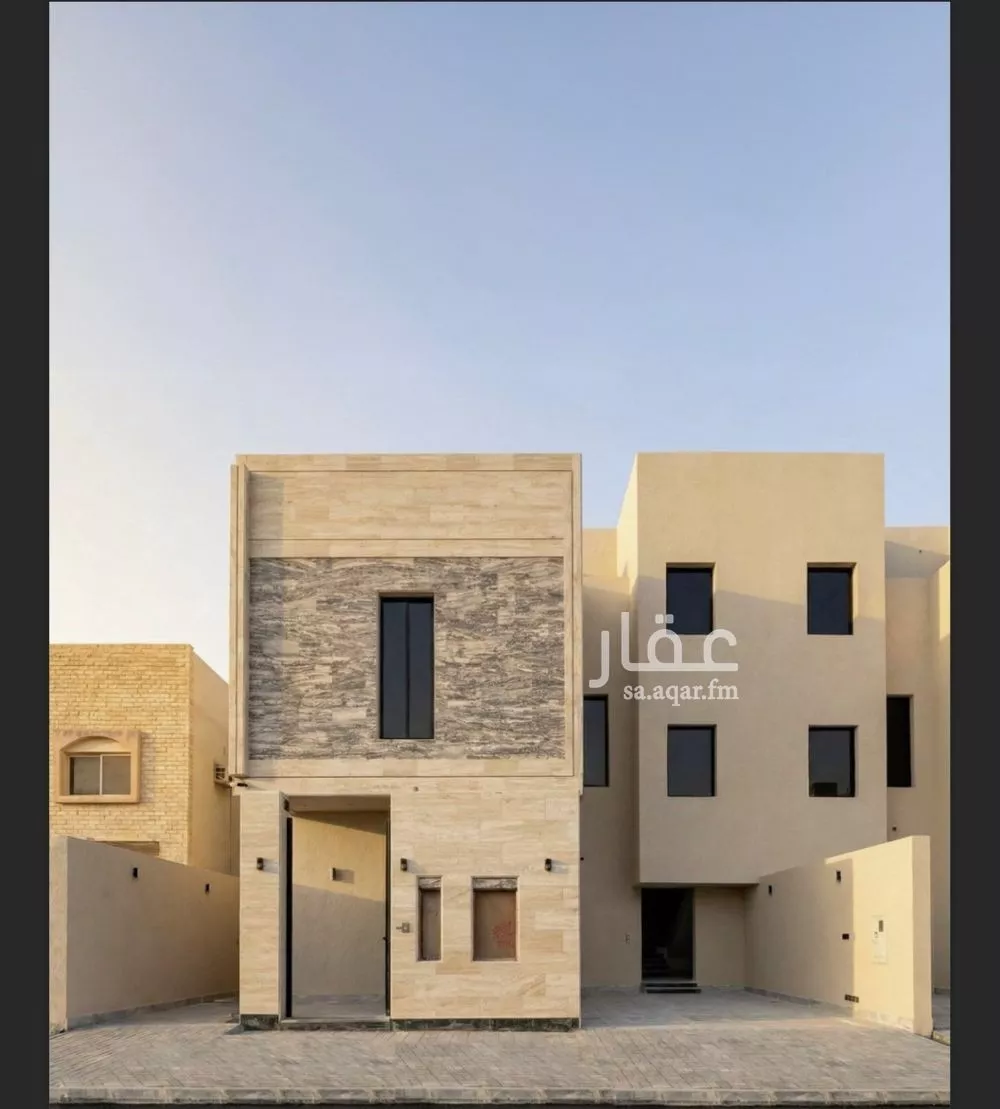 دور للبيع في شارع عبدالعزيز العباسي, حي الملك فيصل, مدينة الرياض, منطقة الرياض 1 صورة