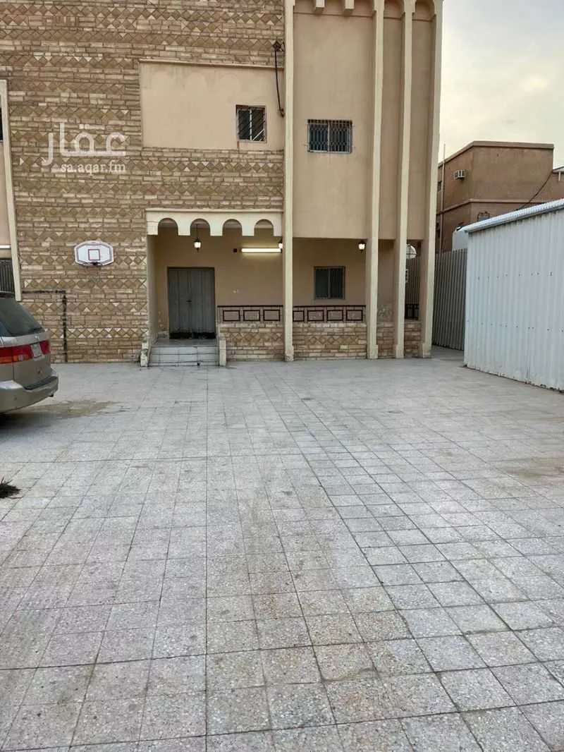 فيلا للبيع في شارع الحسن الطوسي ، حي النسيم الغربي ، الرياض ، منطقة الرياض 1 صورة