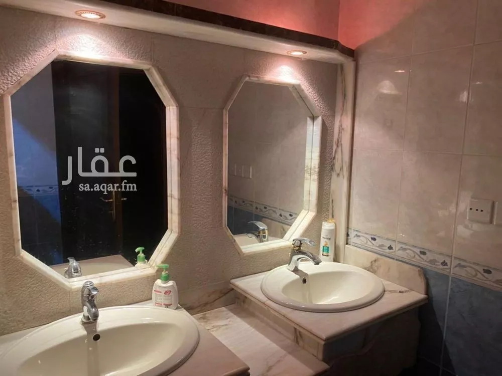 فيلا للبيع في شارع سهل بن سعد, حي السليمانية, مدينة الرياض, منطقة الرياض 1 صورة